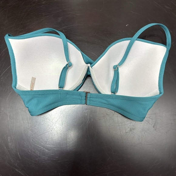 Shade&Shore swim top - Picture 2 of 2